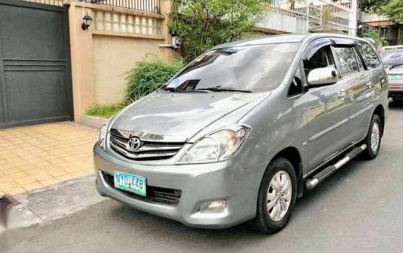 2009 Toyota Innova 2.5 V AT Diesel 