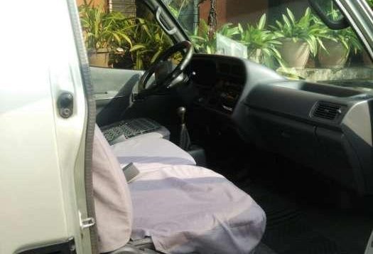 2000 model Toyota Hi Ace grandia gl FOR SALE-5