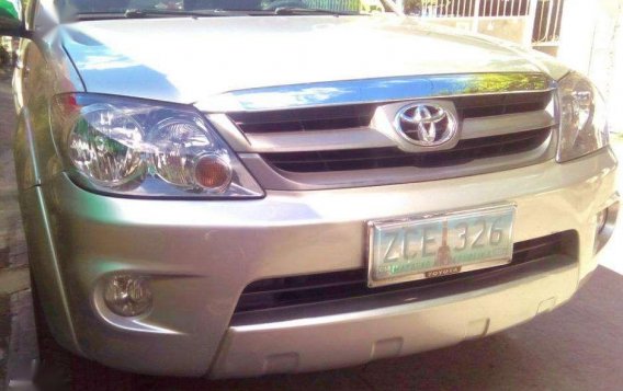 TOYOTA Fortuner g 2006 diesel matic no issue 570k only-5