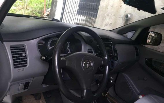 TOYOTA Innova J 2009 MT FOR SALE-4