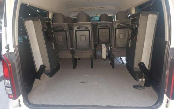 2014 Toyota Hiace grandia gl mt FOR SALE-9