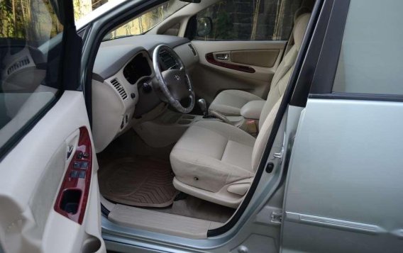 2005 Toyota Innova G Diesel AT FOR SALE-4