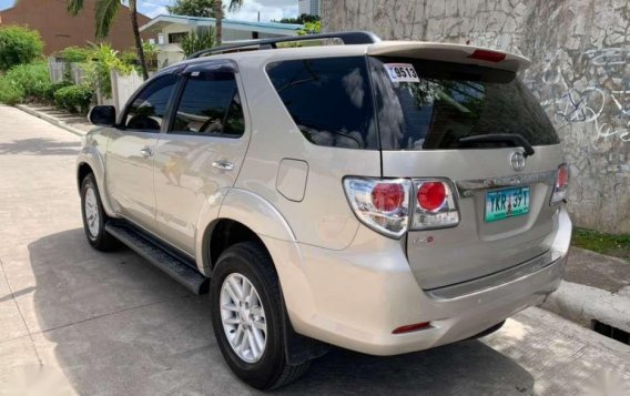 2012 Toyota Fortuner G Diesel Manual (1t kms only) very low mileage-3