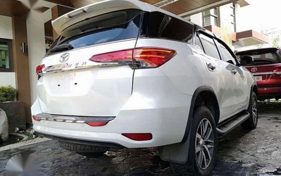 2017 Toyota Fortuner V 4x2 AT FOR SALE-2