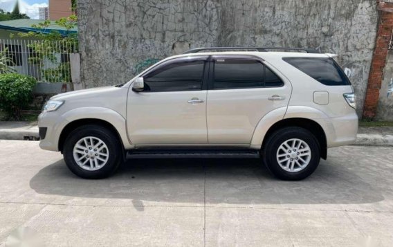 2012 Toyota Fortuner G Diesel Manual (1t kms only) very low mileage-5