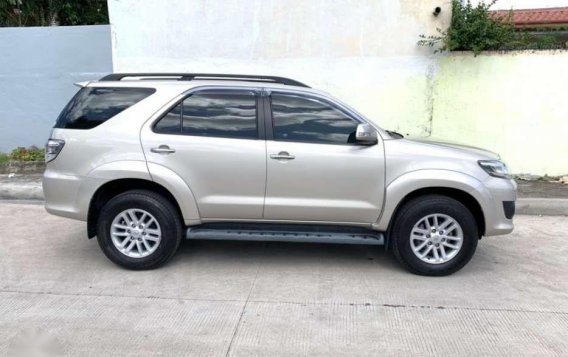 2012 Toyota Fortuner G Diesel Manual (1t kms only) very low mileage-4