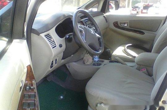 Toyota Innova 2015 G AT for sale-9