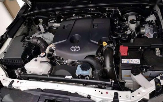 2017 Toyota Fortuner V 4x2 AT FOR SALE-11