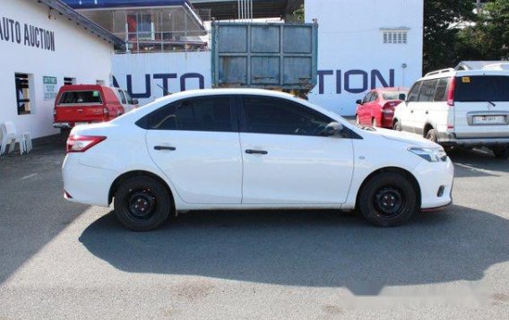 Toyota Vios 2015 MT for sale-6