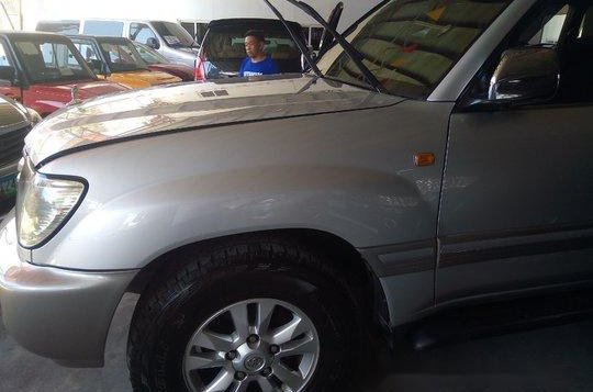 Toyota Land Cruiser 2006 for sale-4