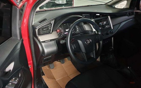 2018 Toyota Innova 2.8J Manual Diesel Red Mica Metallic-2