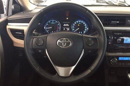 Toyota Corolla Altis 2014 for sale-10