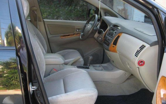 2011 Toyota Innova for sale-4