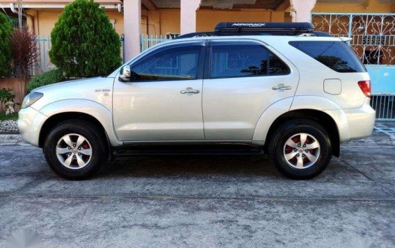 2008 Toyota Fortuner G 4X2 Automatic 2.7VVTi LadyOwn-1