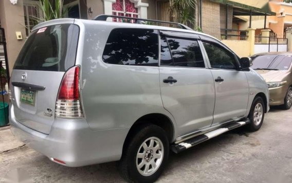 Toyota Innova 2011 for sale-2