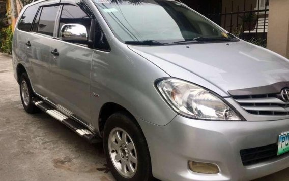 Toyota Innova 2011 for sale-1