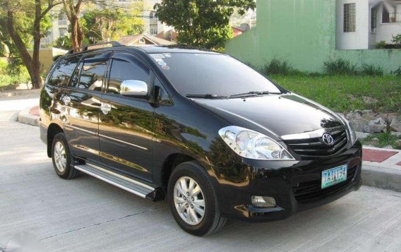 2011 Toyota Innova for sale