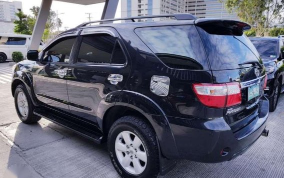 Toyota Fortuner G 4X2 Automatic 2010 for sale-7