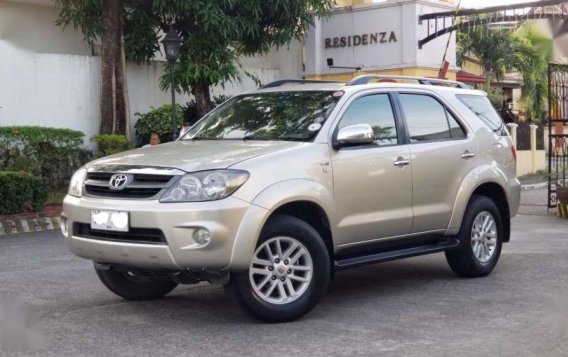 2007 Toyota Fortuner 25 G 4x2 Diesel Matic