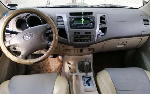 For Sale: TOYOTA FORTUNER V 2005-7