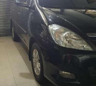 Toyota Innova 2010 for sale-1