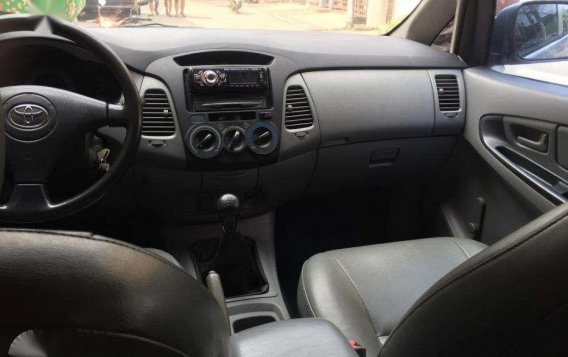 Toyota Innova J 2008 Diesel FOR SALE-4