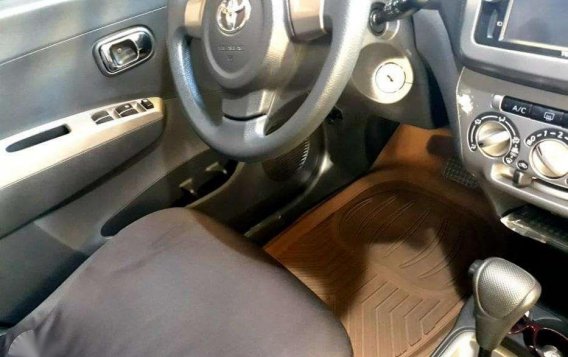 2016 Toyota Wigo G Automatic Transmission-5