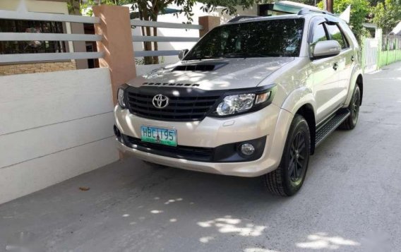 2013 Toyota Fortuner G Automatic Diesel -2