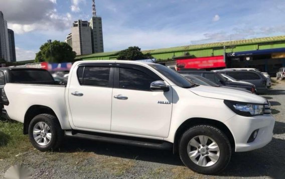 2017 TOYOTA Hilux G A/T Diesel  Automatic Transmission-1