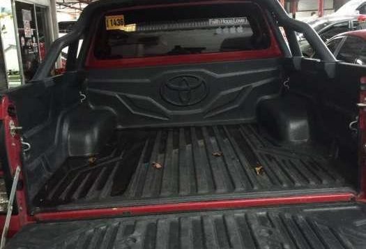 2016 TOYOTA Hilux 24 G 4x2 Automatic Red-3