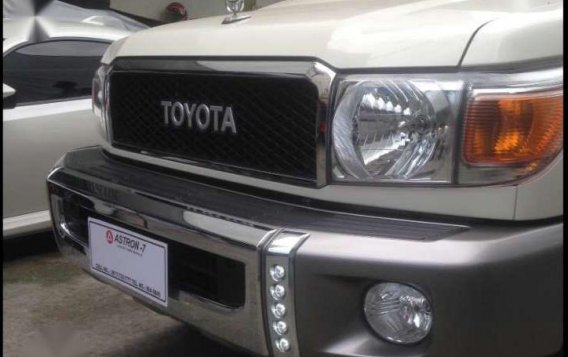 2019 Brandnew Toyota LAND CRUISER Wagon 30th Anniversary Edition 5 Door-1