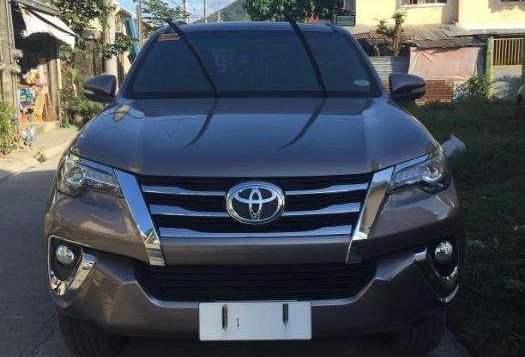 Toyota Fortuner V 2.4 2017 for sale-4