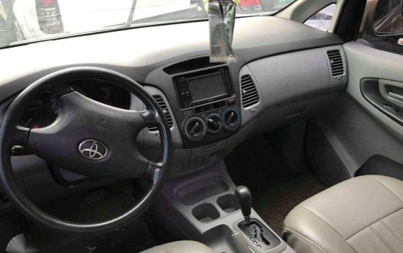 Toyota Innova 2.5E Automatic Diesel 2010 FOR SALE-4