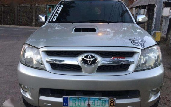 For sale or swap TOYOTA HILUX 2006 MODEL 4X4 AUTOMATIC diesel-4