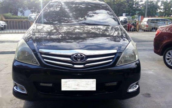 For sale 2011 Toyota Innova V-3