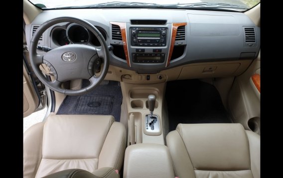 2009 Toyota Fortuner G Gas AT for sale-9