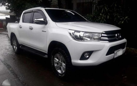 Toyota Hilux G 4x4 mdl 2016 Good as brand new