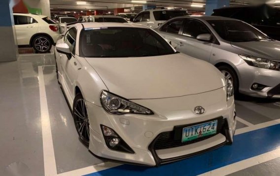 Toyota 86 AT 2012 FOR SALE-1