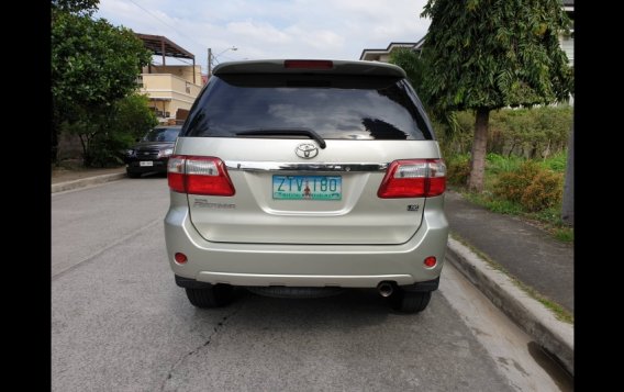 2009 Toyota Fortuner G Gas AT for sale-3