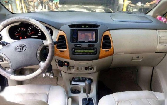 For sale 2011 Toyota Innova V-7