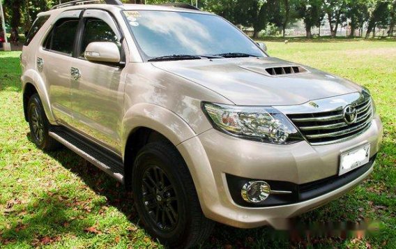Toyota Fortuner 2015 M/T for sale