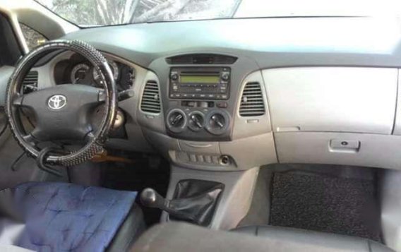 2010 Toyota Innova J for sale-5