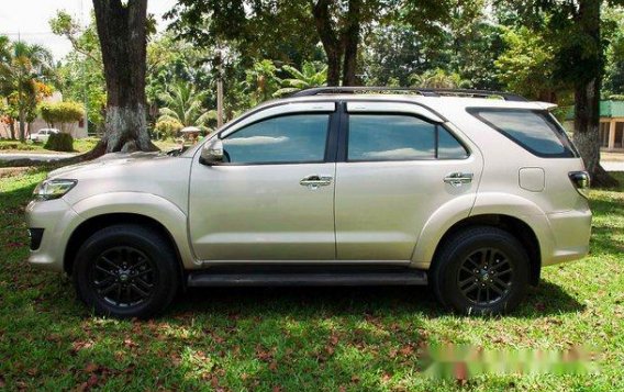 Toyota Fortuner 2015 M/T for sale-3