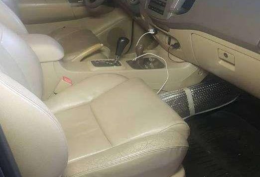 2008 Toyota Fortuner 4x4 3.0V DSL A/T FOR SALE-3