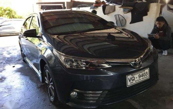 Toyota Corolla Altis V 2017 Top of the line