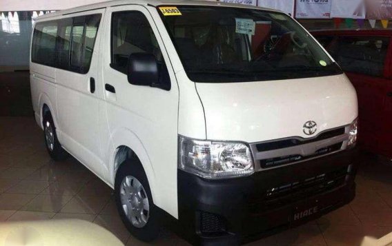 TOYOTA HIACE COMMUTER DIESEL M/T 2019 EURO 4