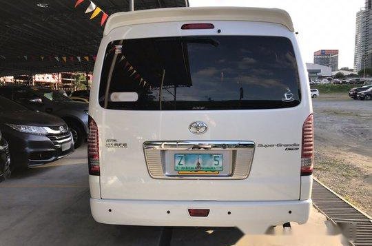 Toyota Hiace 2009 for sale-4