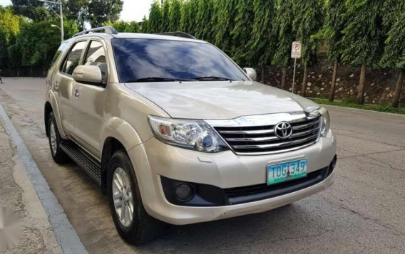 Toyota Fortuner G Automatic Diesel 2012