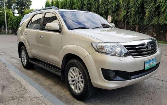 Toyota Fortuner G Automatic Diesel 2012-3