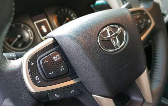 2017 Toyota Innova 2.8 G manual good as new rush sale
